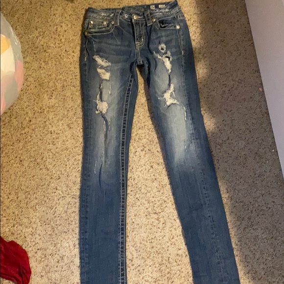 Jeans - Picture 1 of 2